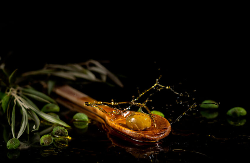Can Extra Virgin Olive Oil protect us from Alzheimer's Disease